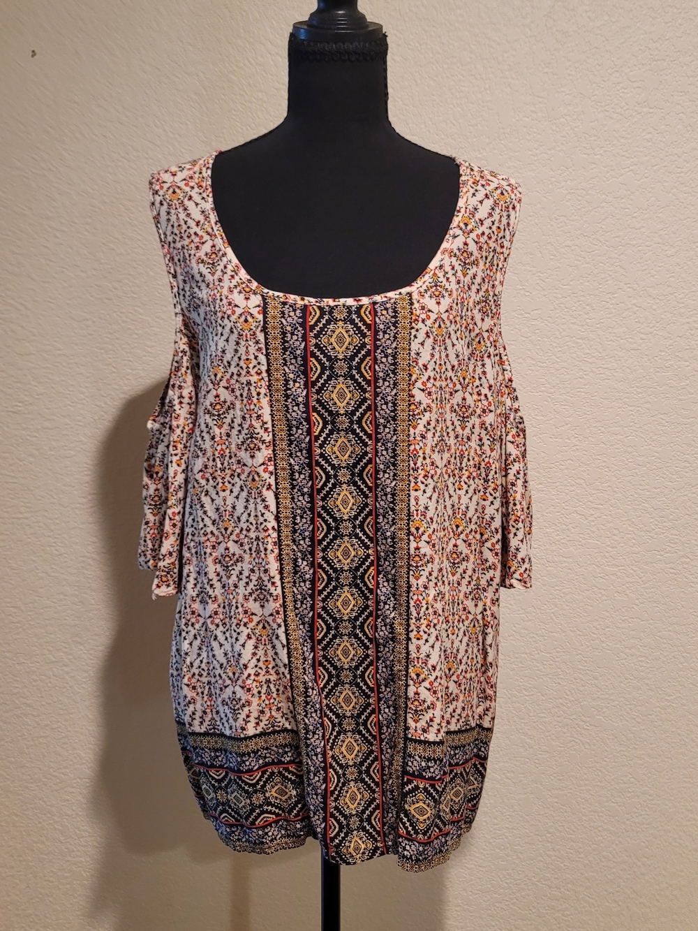 St. John's Bay Cream Boho Cold-Shoulder Tunic with Black and Gold Accents